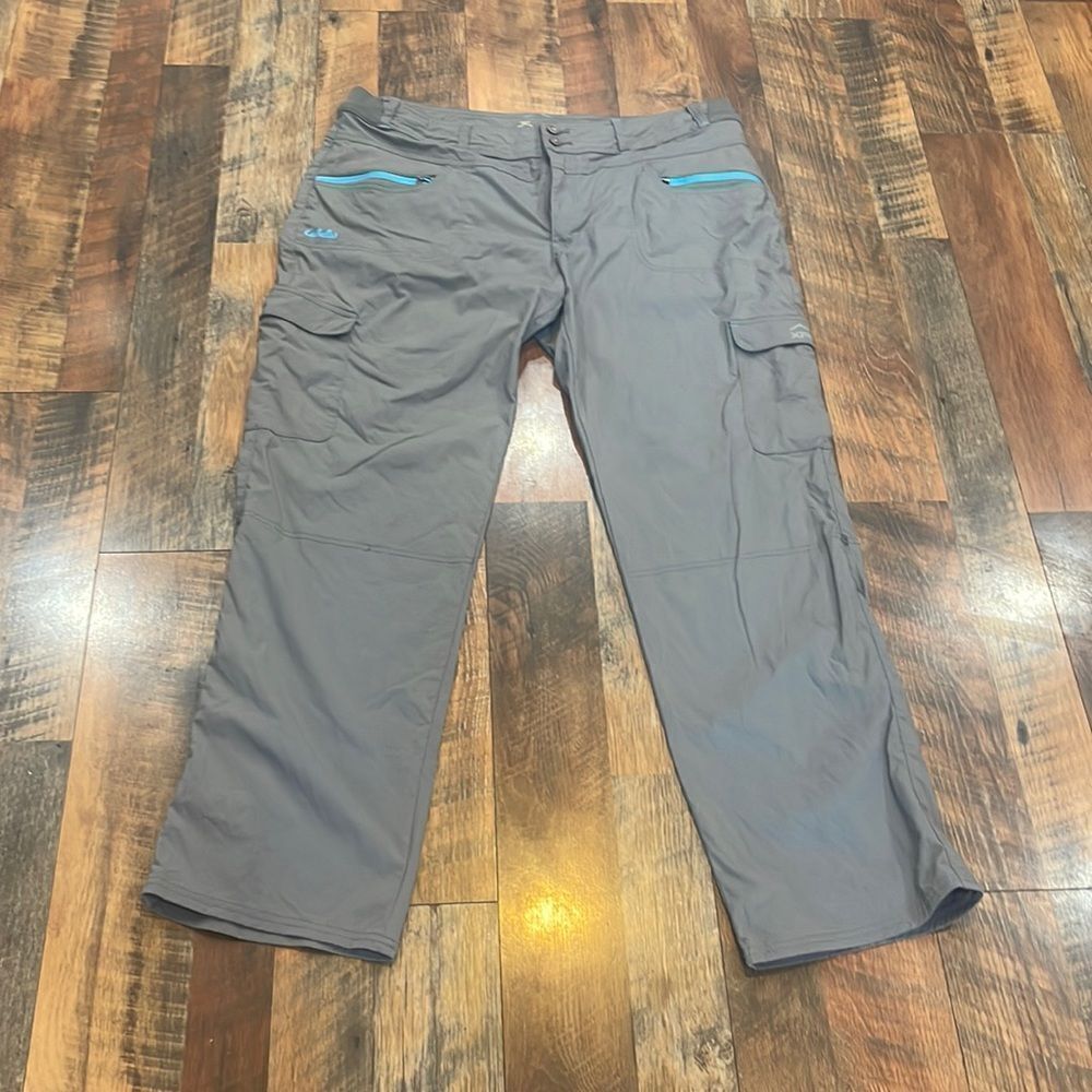 Cabela’s pants 18 (700)